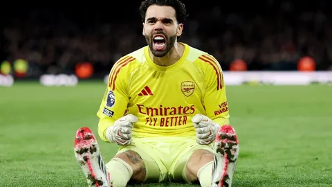 “复旦男排高水平组总决赛力克中山，首战主场旗开得胜！”